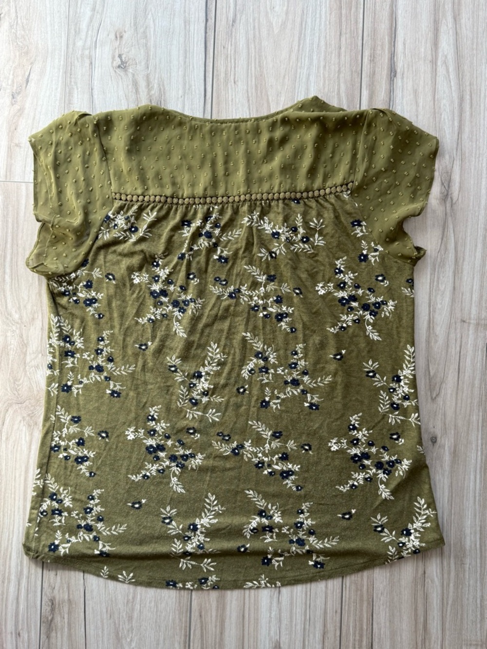 Daniel Rainn Olive Floral Embroidered Pintuck Split-Neck Blouse - Picture 7 of 7
